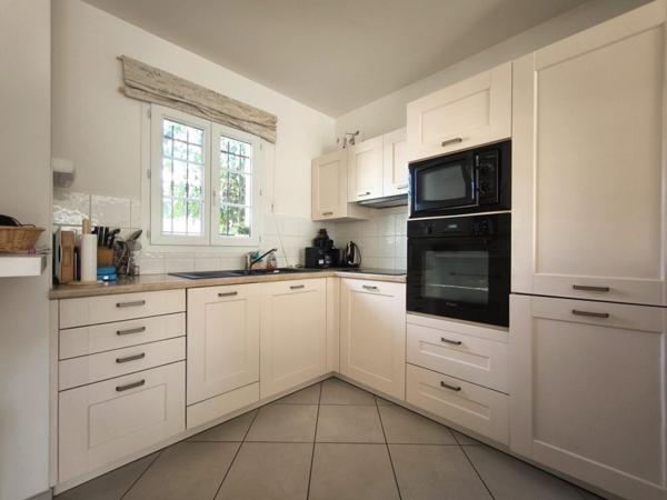 Maison à vendre |  Aigues-Mortes |  4 pièces | 101 m²