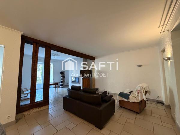 Ensemble immobilier fort rendement locatif.