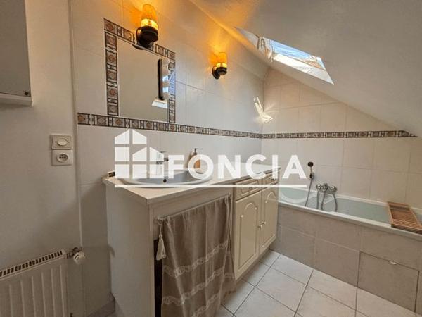 À vendre Maison 5 pièces 101 m² - Mantes-la-jolie 78200