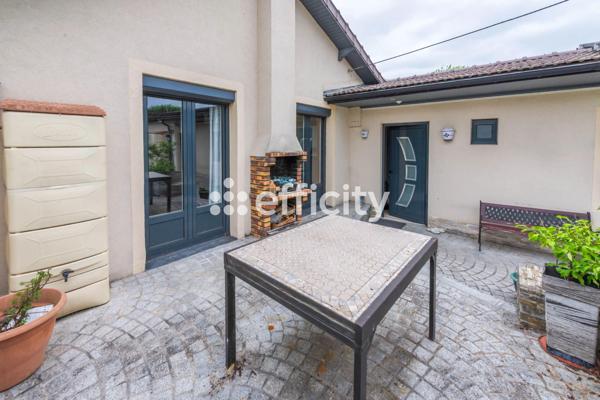Maison
         4 pièces
        - 83 m² Exclusivité 315 000 € *