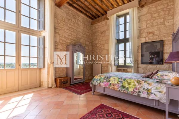 La Tour Sud – Une histoire gravée dans la pierre