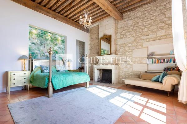 La Tour Sud – Une histoire gravée dans la pierre