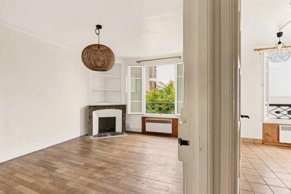 Appartement Paris 9 e - NOTRE-DAME-DE-LORETTE / RUE DES MARTYRS