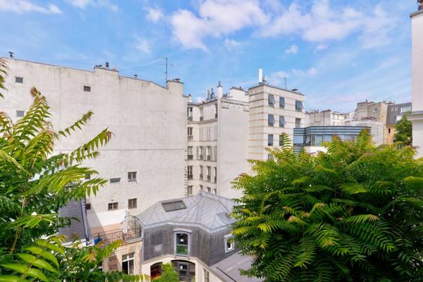 Appartement Paris 9 e - NOTRE-DAME-DE-LORETTE / RUE DES MARTYRS