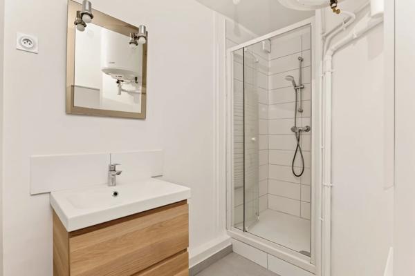 Appartement Paris 9 e - NOTRE-DAME-DE-LORETTE / RUE DES MARTYRS