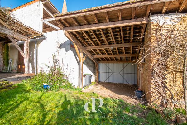 Dunes (82340) Spacieuse maison de village à quatre chambres avec jardin