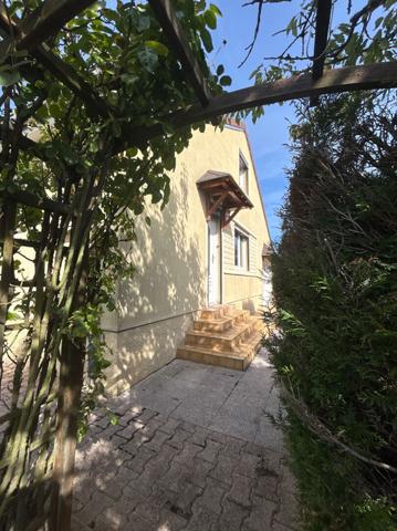 Maison familiale de plain-pied 83 m² aux Charreaux - 3 chambres avec terrain clos