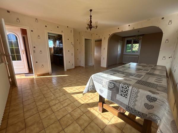 Maison familiale de plain-pied 83 m² aux Charreaux - 3 chambres avec terrain clos