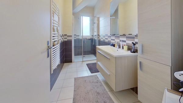 Appartement à MARMANDE (47), 2 chambres, place de parking et cave privée