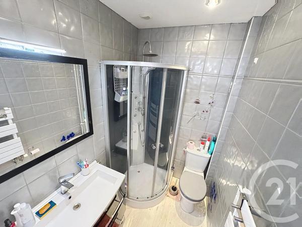 Maison à vendre  6 pièces - 135 m 2   LANDERNEAU  - 29