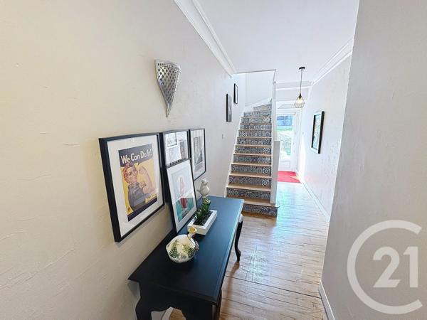 Maison à vendre  6 pièces - 135 m 2   LANDERNEAU  - 29
