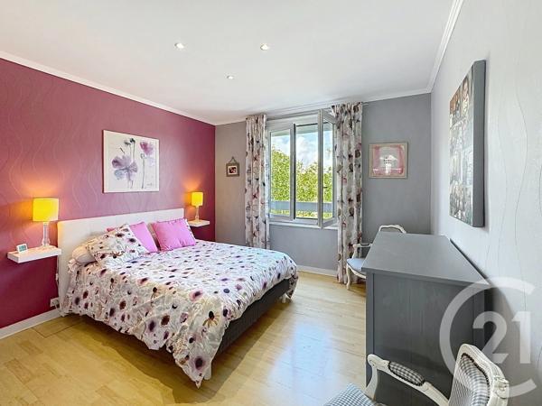 Maison à vendre  6 pièces - 135 m 2   LANDERNEAU  - 29