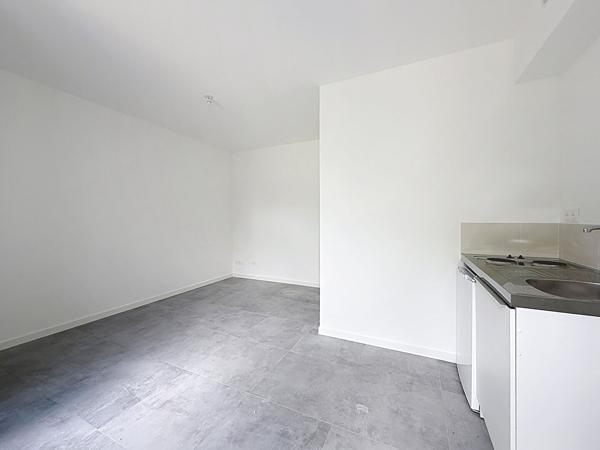 Appartement Trelaze 1 pièce(s) 16.60 m2