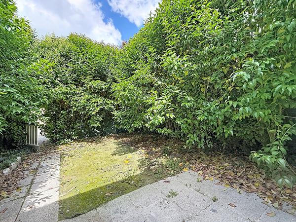 Appartement Trelaze 1 pièce(s) 16.60 m2
