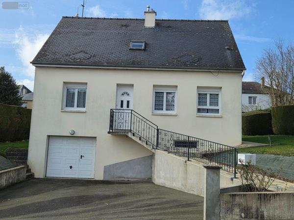 Maison à vendre à Gorron en Mayenne (53120), ref : 53075DLS26002