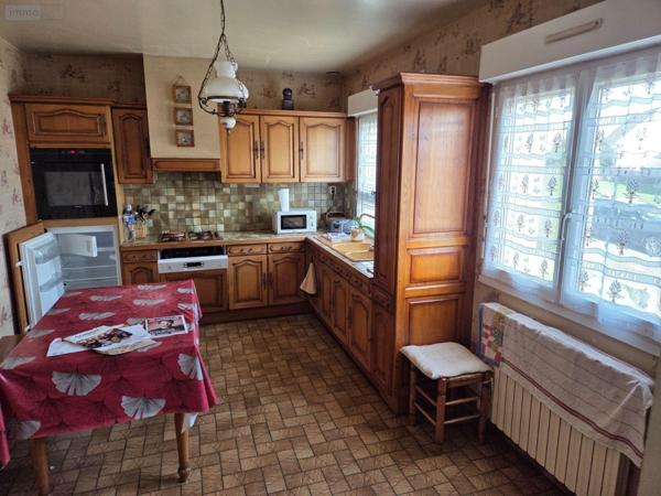 Maison à vendre à Gorron en Mayenne (53120), ref : 53075DLS26002