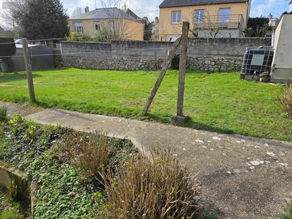 Maison à vendre à Gorron en Mayenne (53120), ref : 53075DLS26002