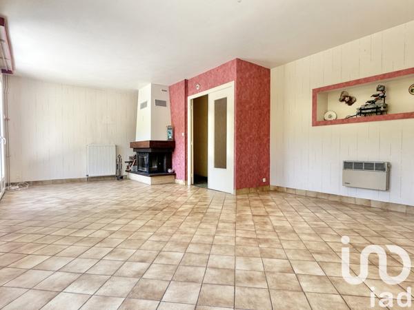 Maison à vendre 7 pièces 135 m² Saint-Julien-du-Sault