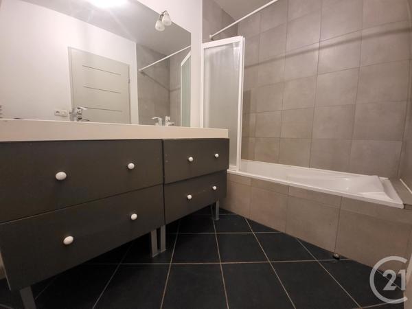 Appartement T3 à vendre  3 pièces - 72,36 m2 CERET - 66