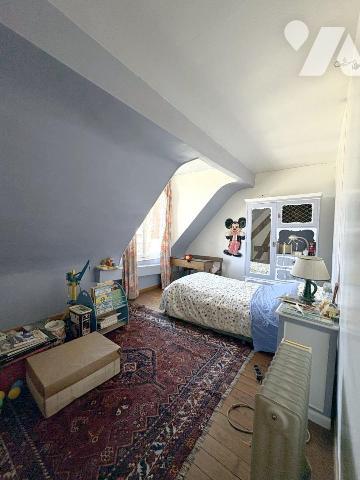 Maison familiale centre ville basse avec jardin (7 chambres)
