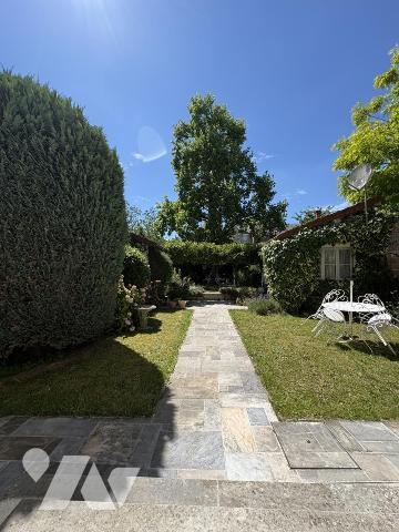 Maison familiale centre ville basse avec jardin (7 chambres)