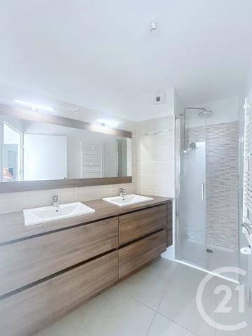 Appartement T4 à vendre  4 pièces - 112,40 m 2   LE CRES  - 34