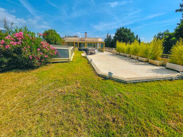 Mandelieu-la-Napoule (06210) Appartement rooftop 4 pièces à Mandelieu-la-napoule