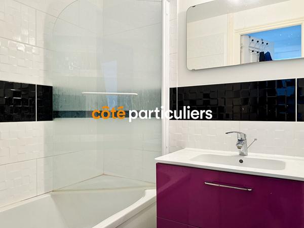 Vente Maison73 m² - 4 Pièces - FLAMANVILLE (50340)