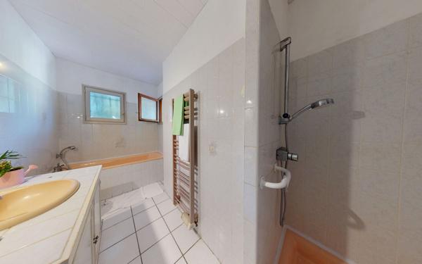 Maison à vendre    4 pièces •  Villenave-d'Ornon