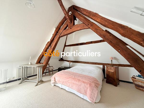 Vente Maison136 m² - 6 Pièces - GRAND BOURGTHEROULDE (27520)