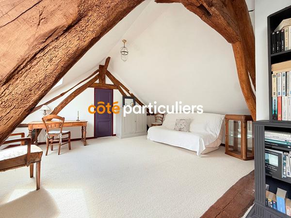 Vente Maison136 m² - 6 Pièces - GRAND BOURGTHEROULDE (27520)