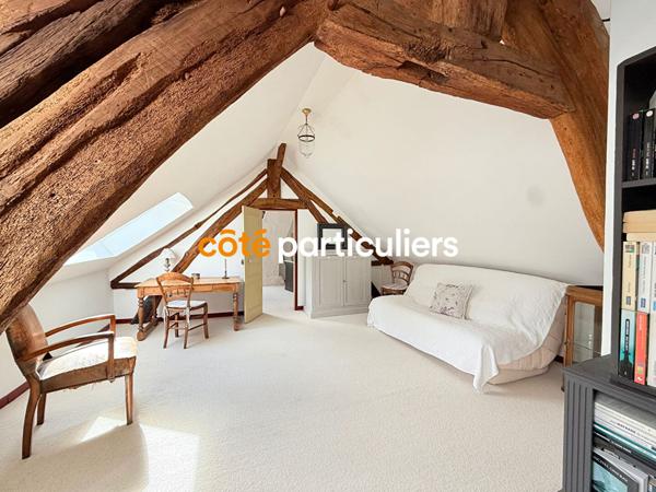 Vente Maison136 m² - 6 Pièces - GRAND BOURGTHEROULDE (27520)