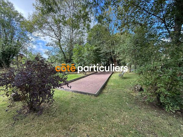 Vente Maison136 m² - 6 Pièces - GRAND BOURGTHEROULDE (27520)