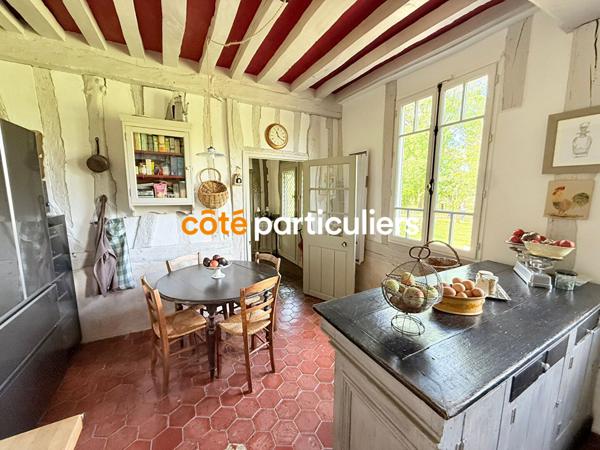 Vente Maison136 m² - 6 Pièces - GRAND BOURGTHEROULDE (27520)