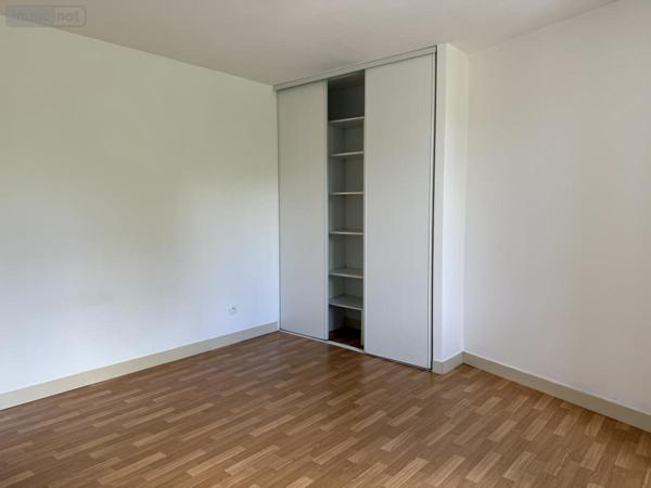 Immeuble à vendre à Chemillé-en-Anjou dans le Maine-et-Loire (49120), ref : 49058-1513