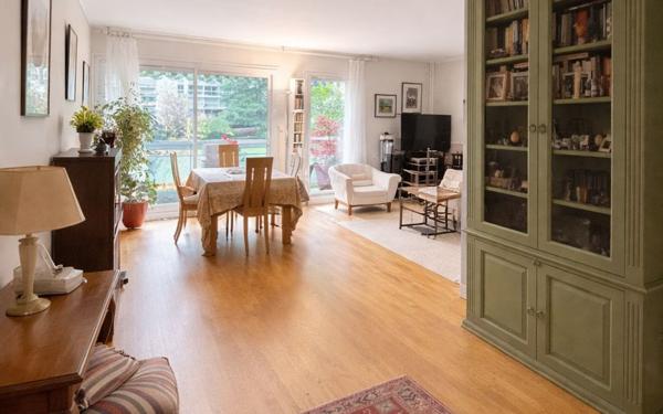 Appartement à vendre    3 pièces • 75,39 m2 Bailly