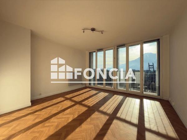 Location Appartement 4 pièces 70.9 m² - 46 AVENUE GENERAL LECLERC St Martin Le Vinoux 38950