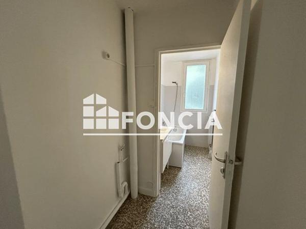 Location Appartement 4 pièces 70.9 m² - 46 AVENUE GENERAL LECLERC St Martin Le Vinoux 38950