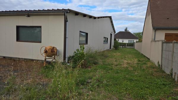 SECTEUR DREUX - Local d'activité 375 m² sur parcelle 1424 m2