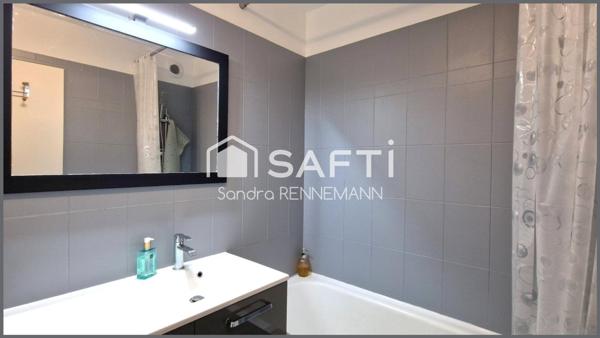LA GARENNE CENTRE : GRAND 3 PIECES AVEC TERRASSE