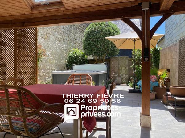 A VENDRE 37140 Chouzé sur Loire Maison de village 5 pièces , 115 m2 , 3 chambres  avec patio et spa