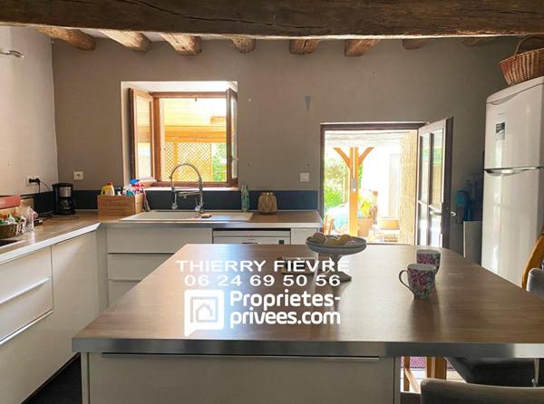 A VENDRE 37140 Chouzé sur Loire Maison de village 5 pièces , 115 m2 , 3 chambres  avec patio et spa