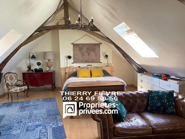 A VENDRE 37140 Chouzé sur Loire Maison de village 5 pièces , 115 m2 , 3 chambres  avec patio et spa