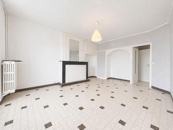 Maison Ecueille 5 pièce(s) 93 m2