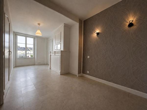 Maison Ecueille 5 pièce(s) 93 m2