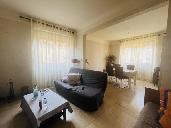 Maison à vendre |  Le Peyrat |  9 pièces | 221 m²