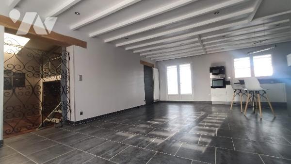 Campagne proche de Beaurains : Plain-pied individuel avec carport et garage.