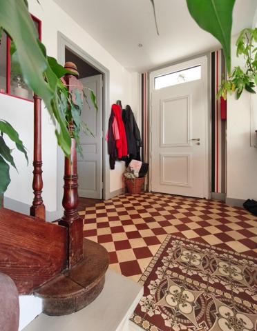 Maison spacieuse et lumineuse, avec séjour cathédrale