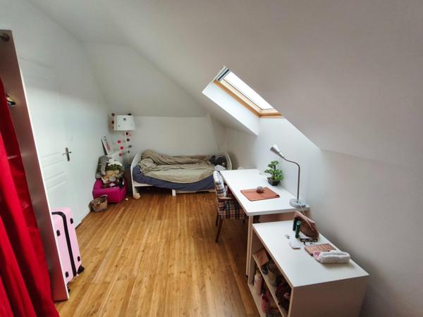 Maison spacieuse et lumineuse, avec séjour cathédrale