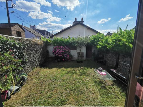 Maison spacieuse et lumineuse, avec séjour cathédrale